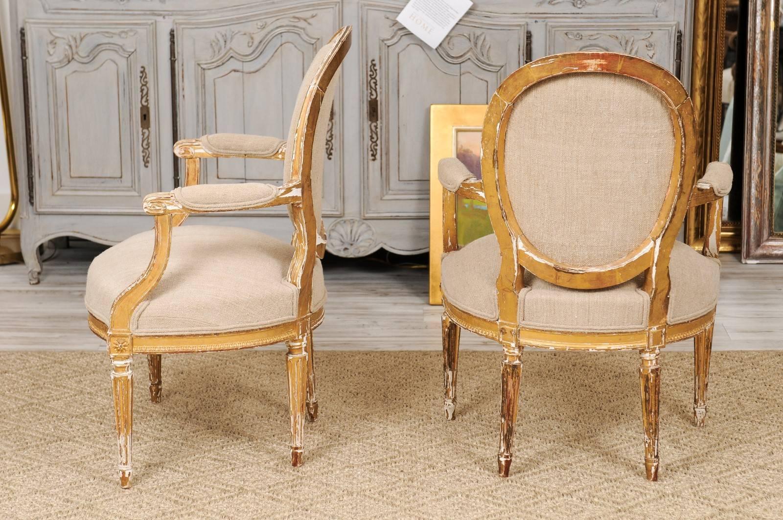 Pair of French Louis XVI Style Giltwood Fauteuils with Oval Backs with Linen 3