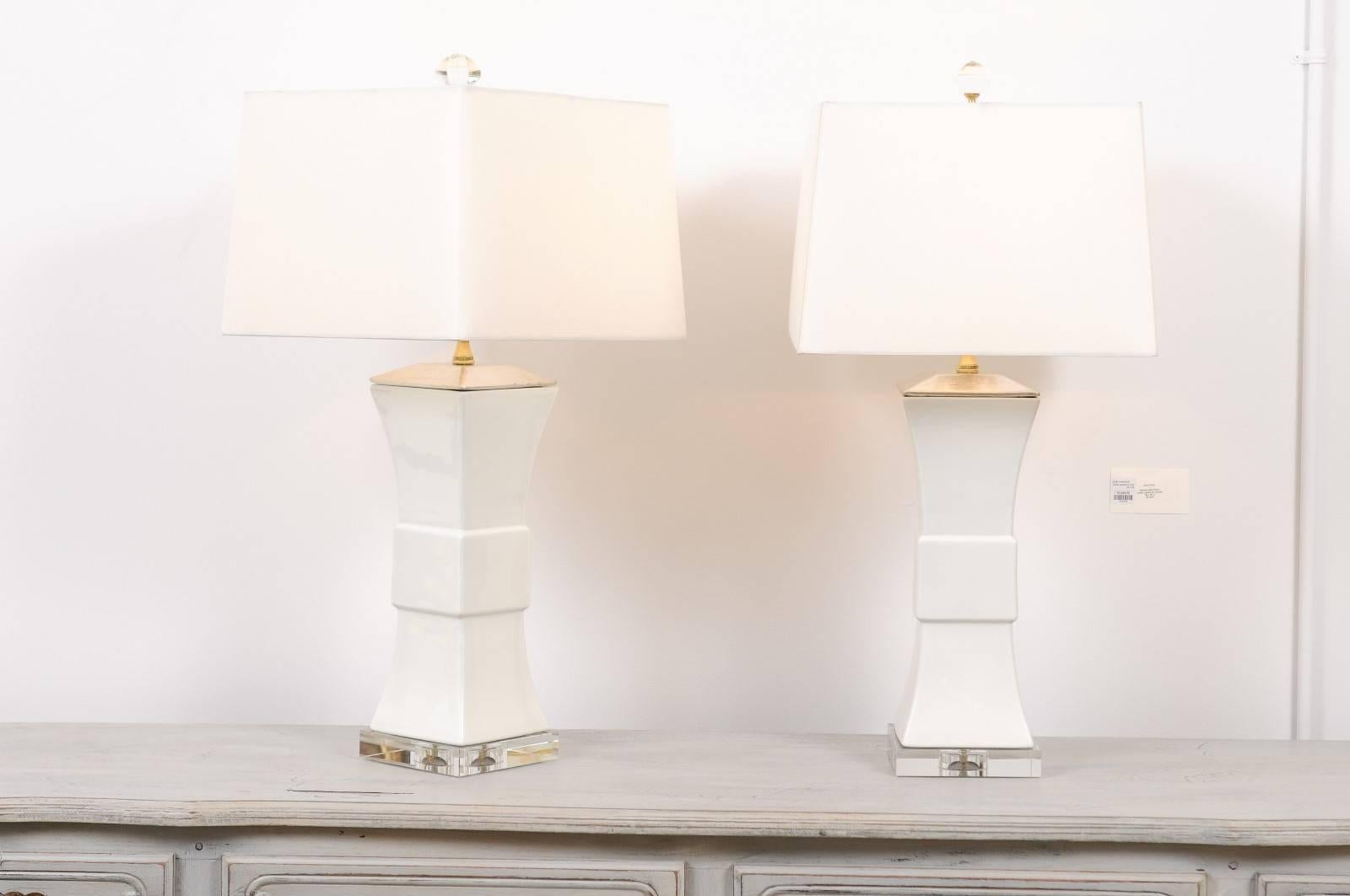 American Pair of Contemporary White Porcelain Concave Table Lamps on Square Crystal Bases