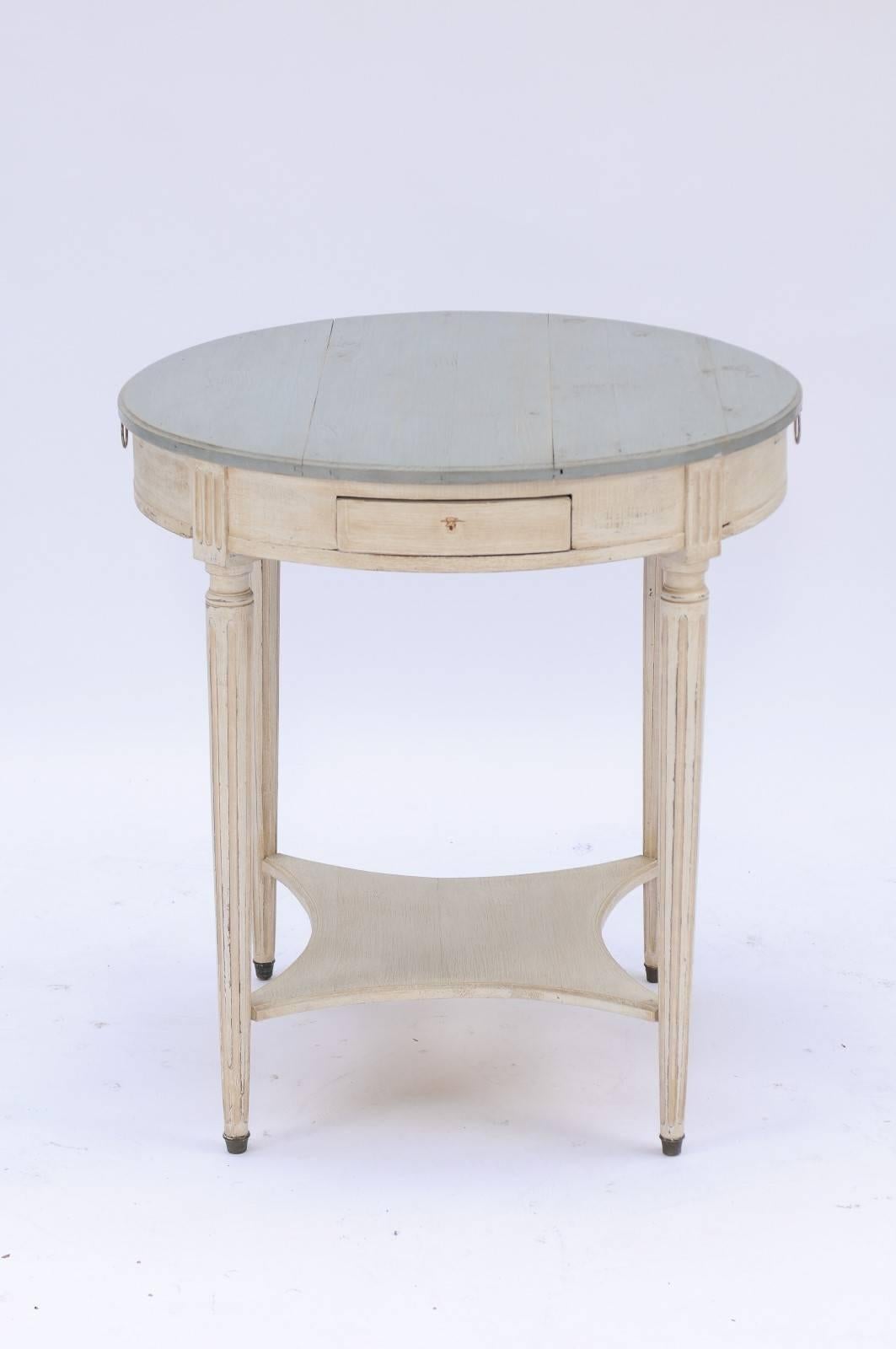 Northern French 19th Century Louis XVI Style Painted Wood Guéridon Table In Good Condition In Atlanta, GA