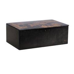 French 1910s Papier Mâché Tea Box with Black and Gold Chinoiserie Décor