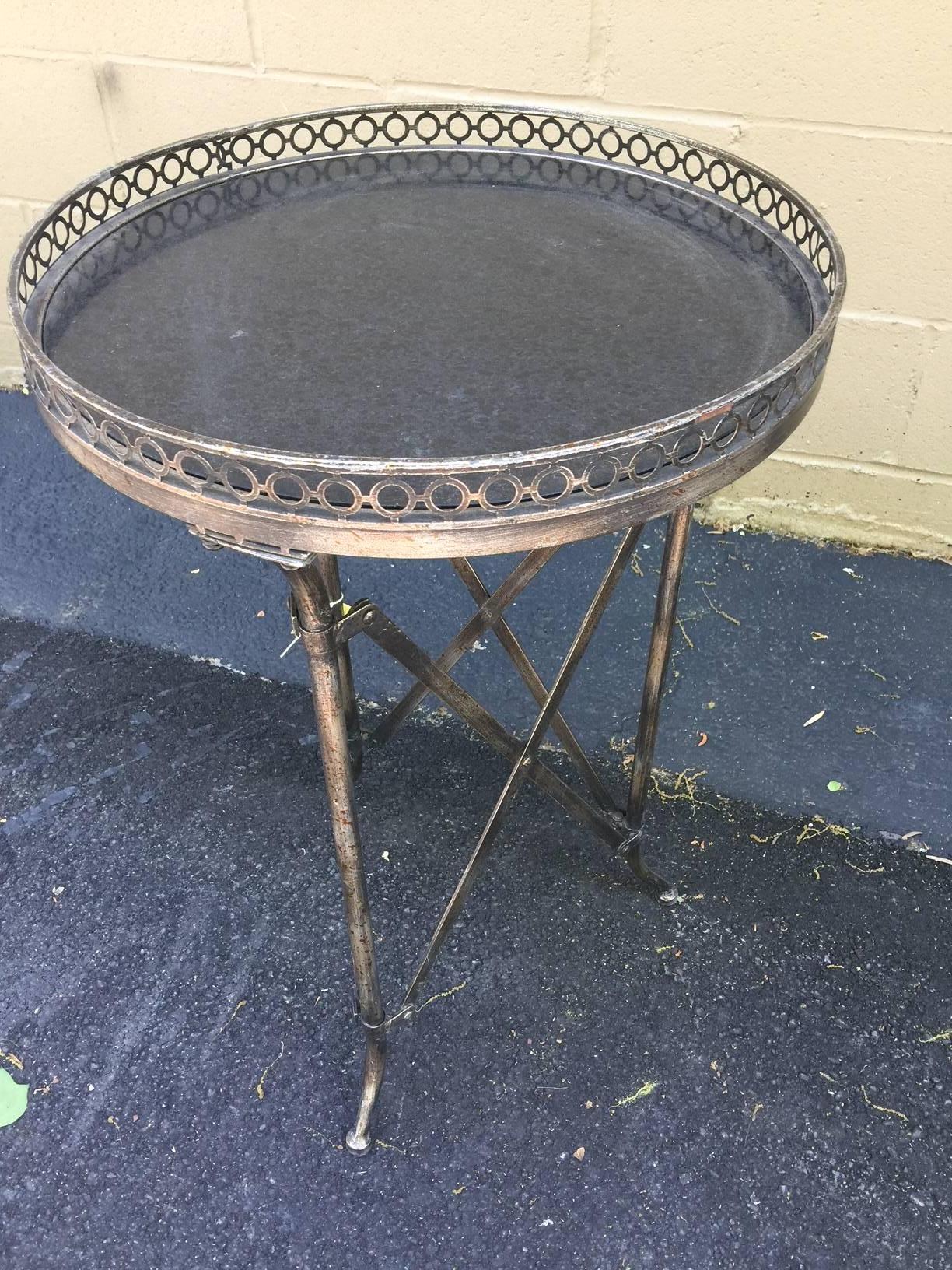 French Empire Inspired 1940s Iron and Marble Guéridon Table with X-Frame For Sale 1