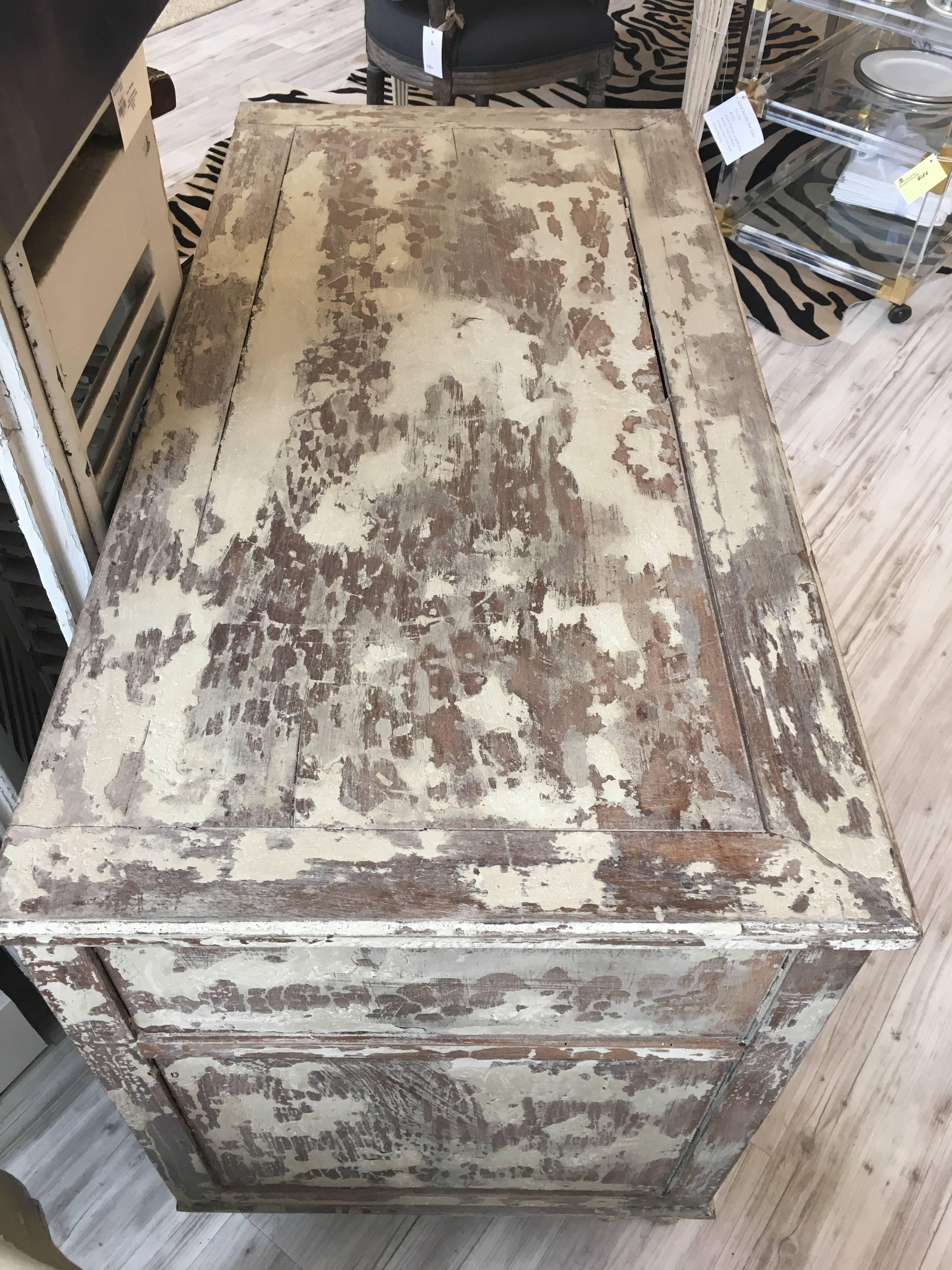 Wood French Distressed Paint Three-Drawer Commode with Lion Paw Feet and Ring Pulls