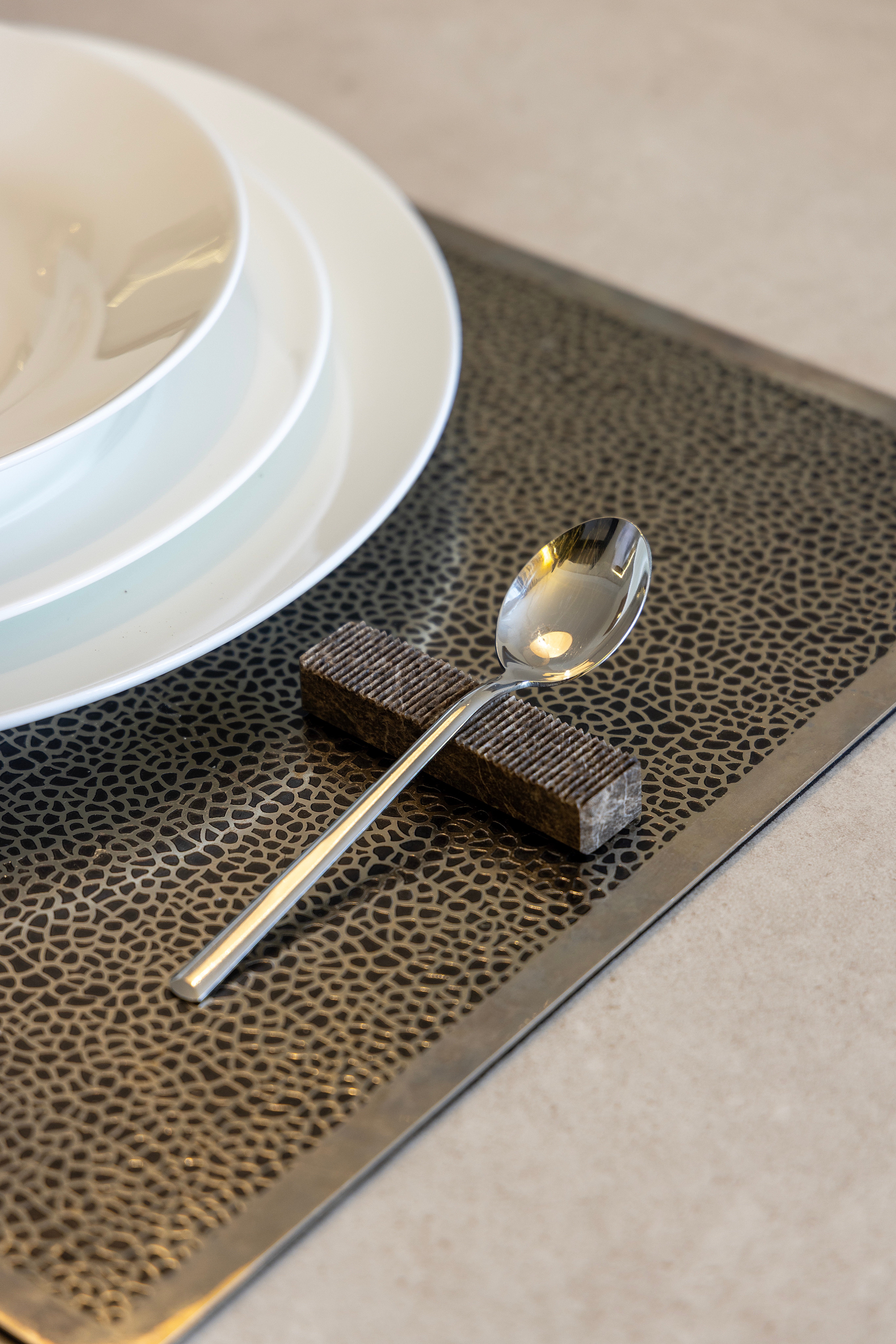 Tratto Cutlery Holder by Rytsola in Italian Marble