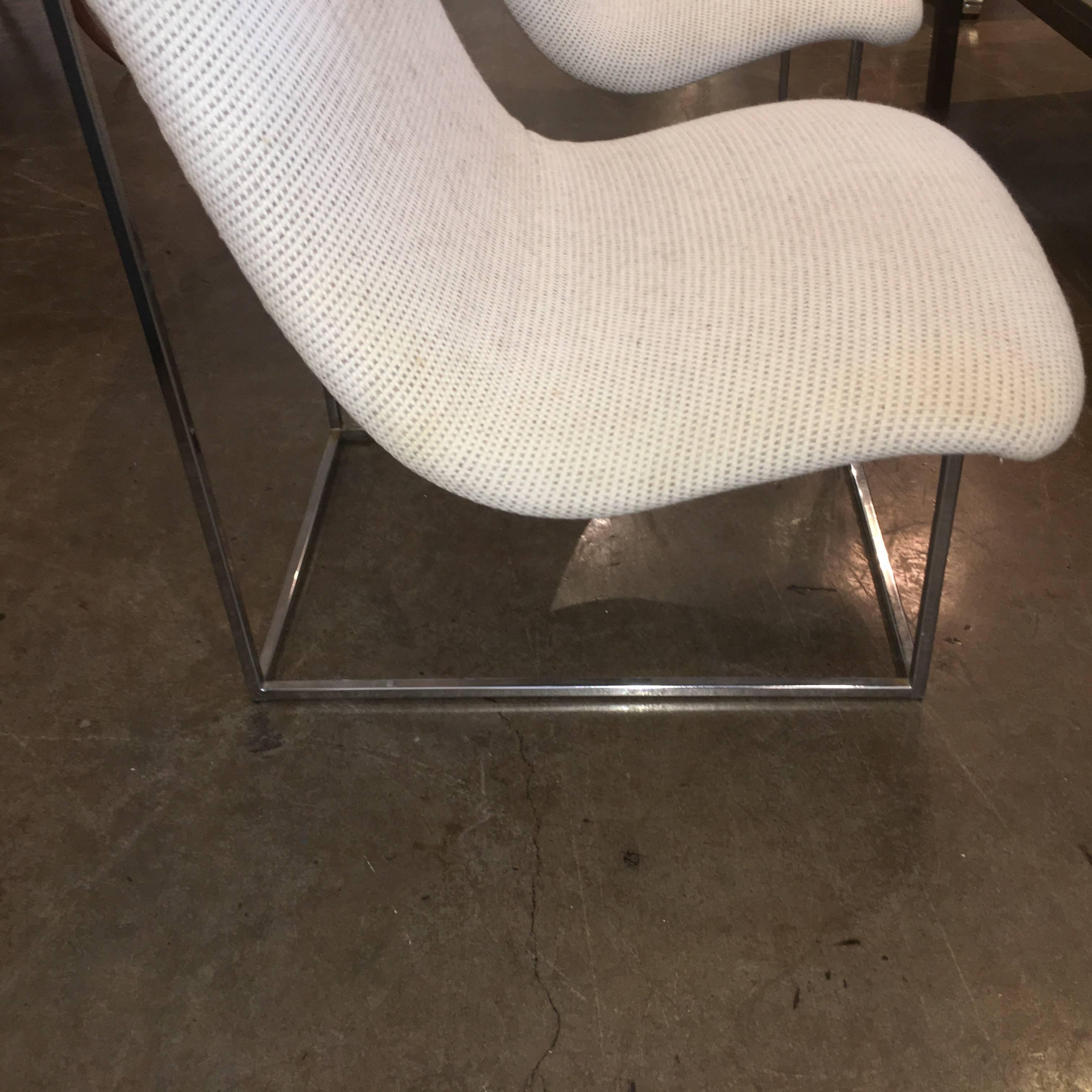 Mid-Century Modern Rare Pair of Scoop in Style Lounge Chairs by Milo Baughman for Thayer Coggon