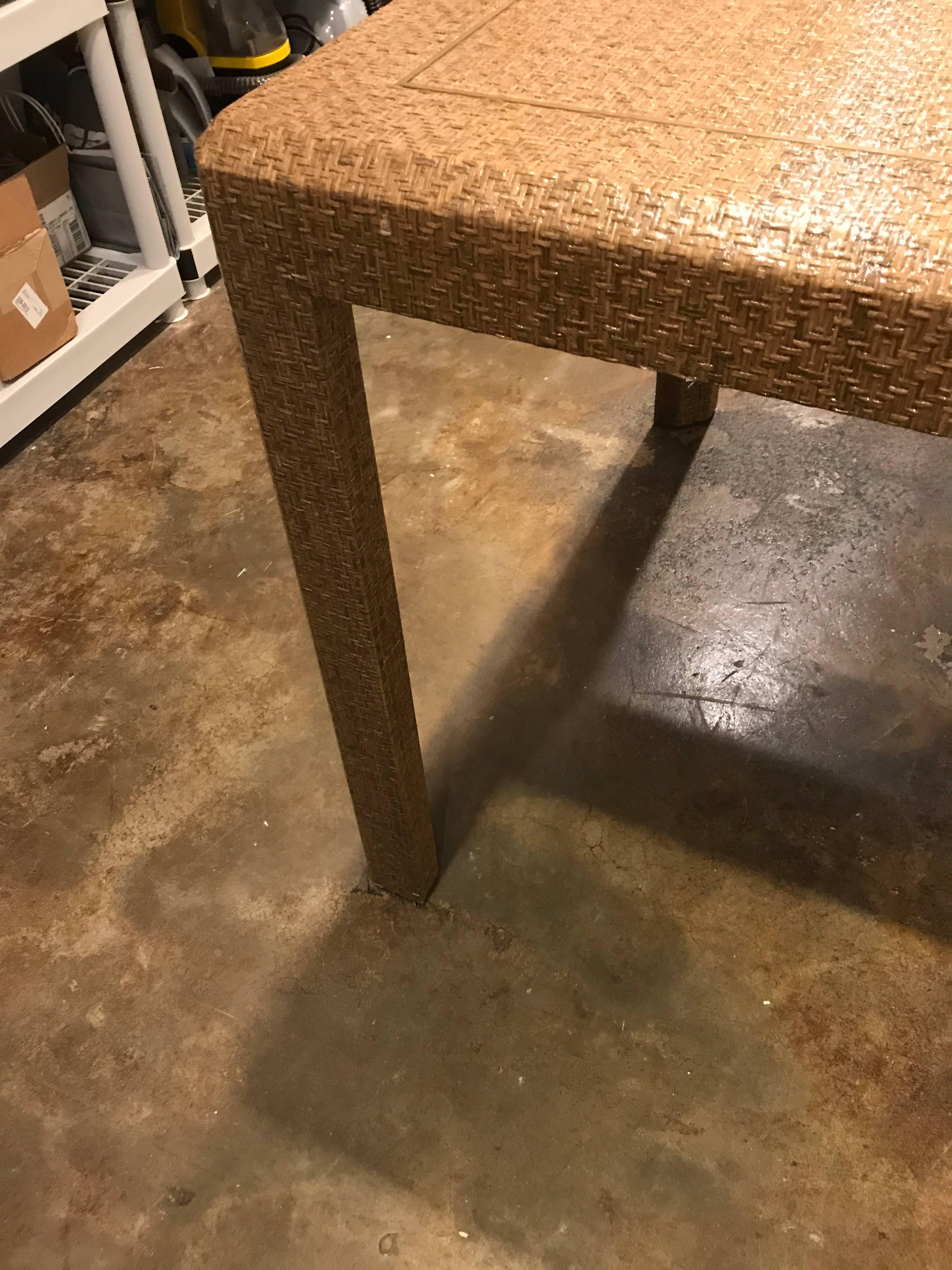 Mid Century Modern Springer Style Inlaid Brass Dining / Game Table w/ Two Leaves In Good Condition In Houston, TX