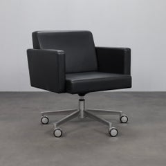 Pair of Leather Swivel Armchairs by Poltrona Frau, Italy, 1990s