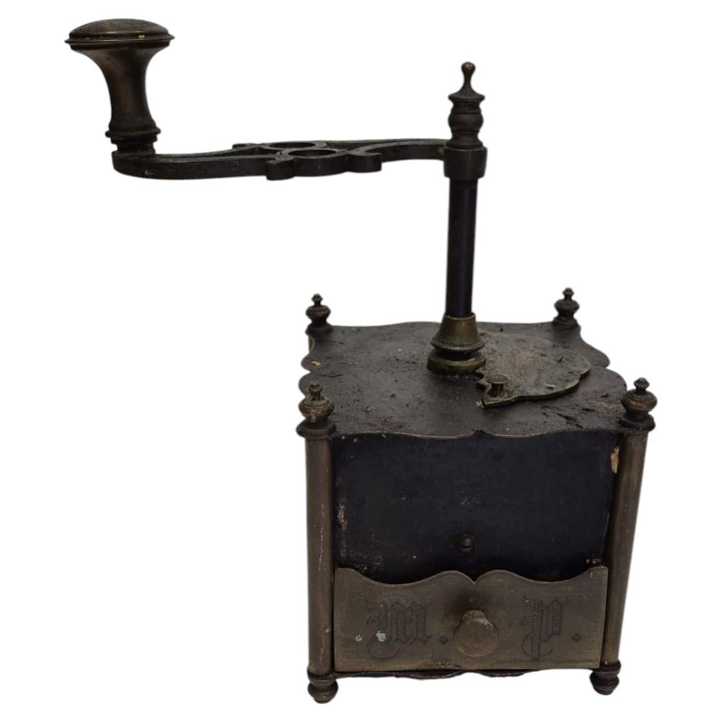 Moulin à café allemand ancien fabriqué à la main, style Biedermeier, fin du XIXe siècle en vente