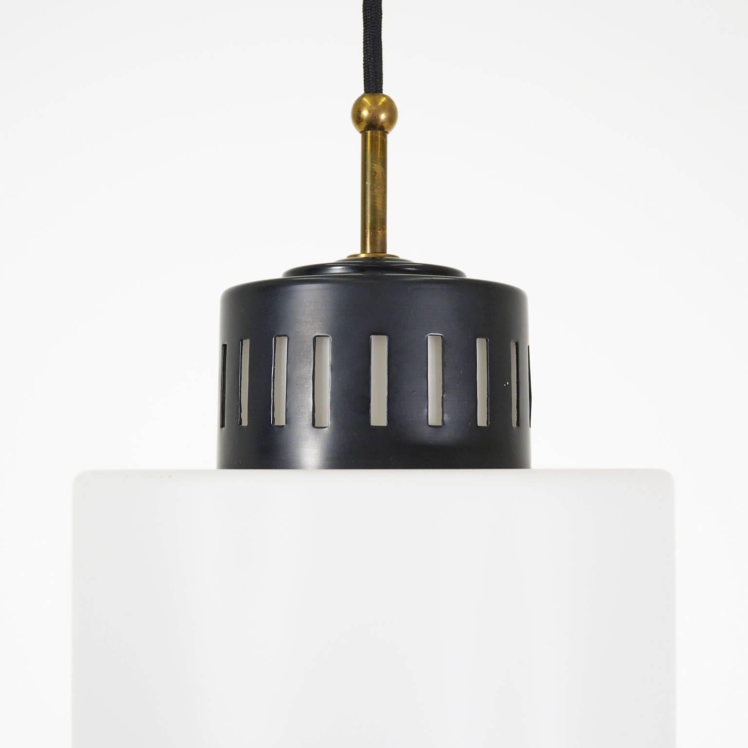 Mid-20th Century Stilnovo Glass and Lacquered Aluminum Pendant