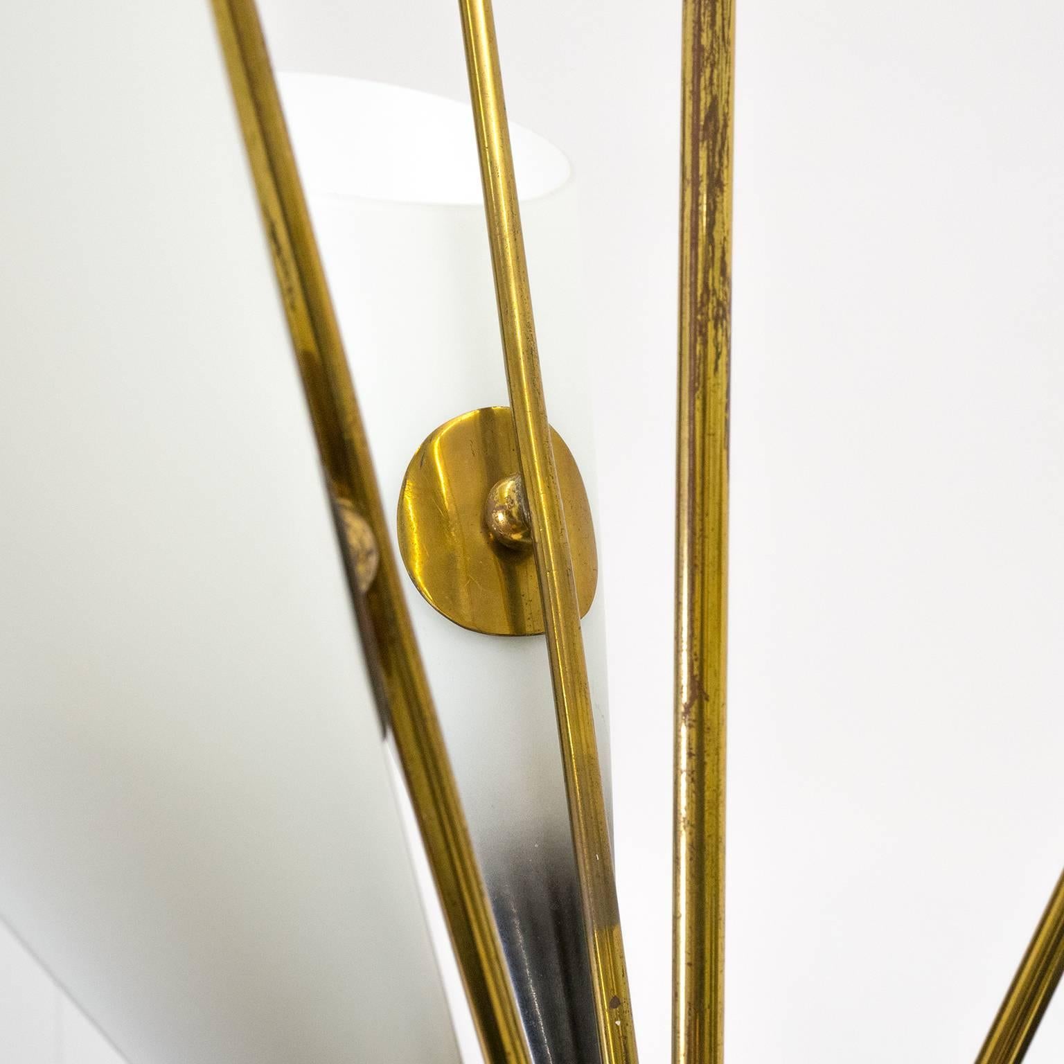 Mid-Century Modern Italian Modernist Brass and Enameled Glass Sputnik Chandelier, 1950s