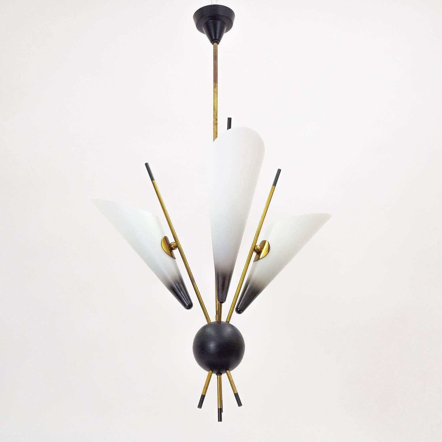 Italian Modernist Brass and Enameled Glass Sputnik Chandelier, 1950s In Good Condition In Vienna, AT