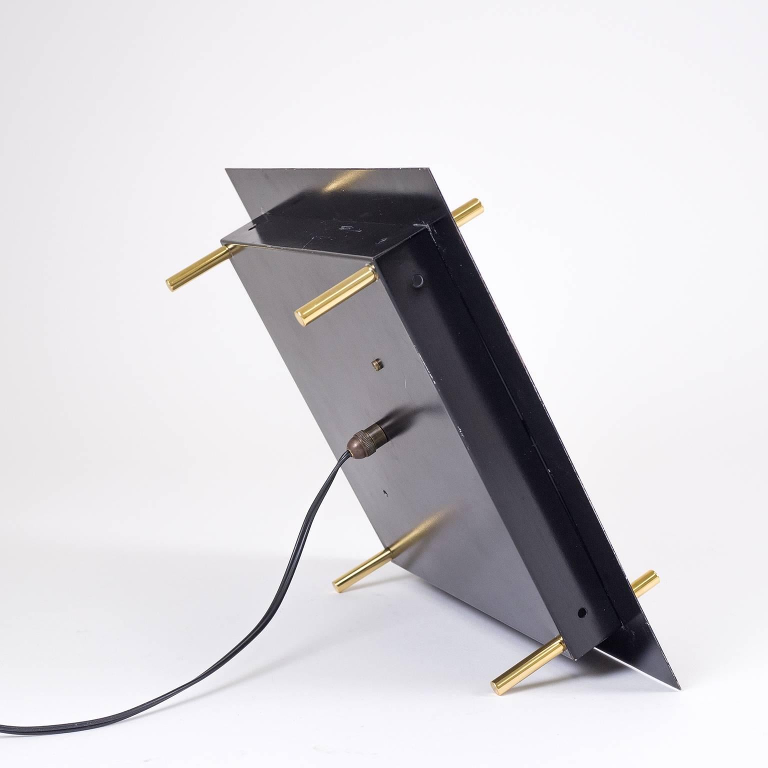 Modernist Table Lamp Attributed to Stilnovo, 1950s For Sale 2