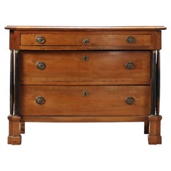Comò in stile Impero francese, in legno di ciliegio con colonne ebanizzate, 1820 circa