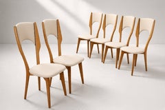 Lot de six chaises de salle à manger italiennes, en érable et cuir crème, années 1950