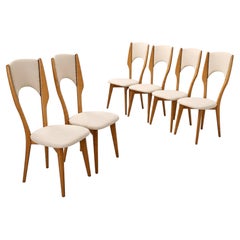 Lot de six chaises de salle à manger italiennes, en érable et cuir crème, années 1950