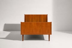Danish Modern Daybed Frame, Teak, Angled Panels, 1960s