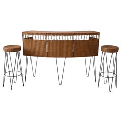 Mid-Century Curved Rattan and Wicker Bar Counter, Iron Hairpin Legs, 1950s