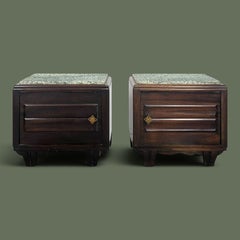 Paire de tables de chevet Art déco françaises, en acajou et marbre vert, années 1940