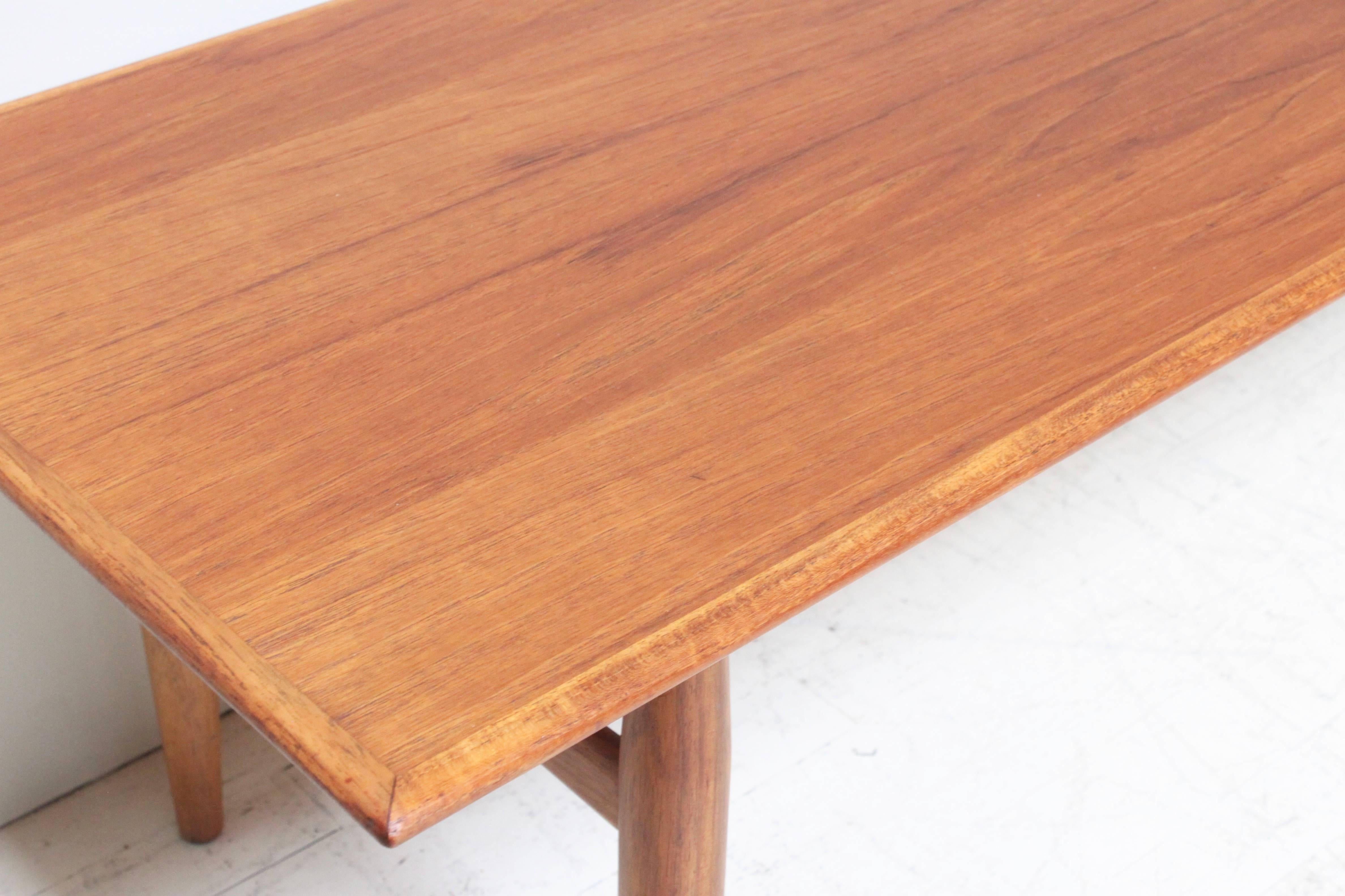 Mid-Century Teak Coffee Table by Parker Furniture In Good Condition In Brooklyn, NY