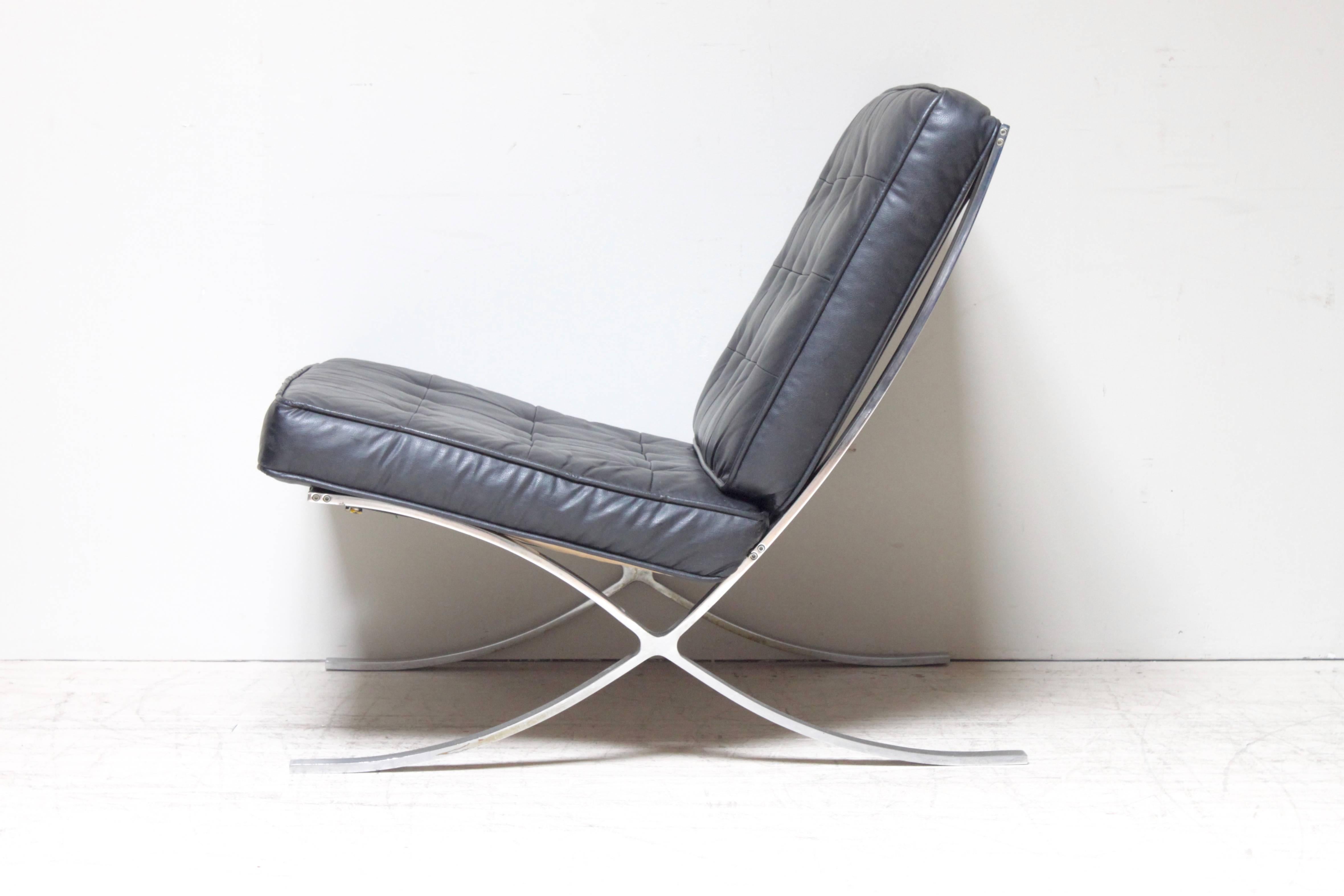 Mid-Century Modern Mid-Century Barcelona Style Chair by Selig