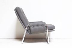 Mid-Century Modern Lounge Chair
