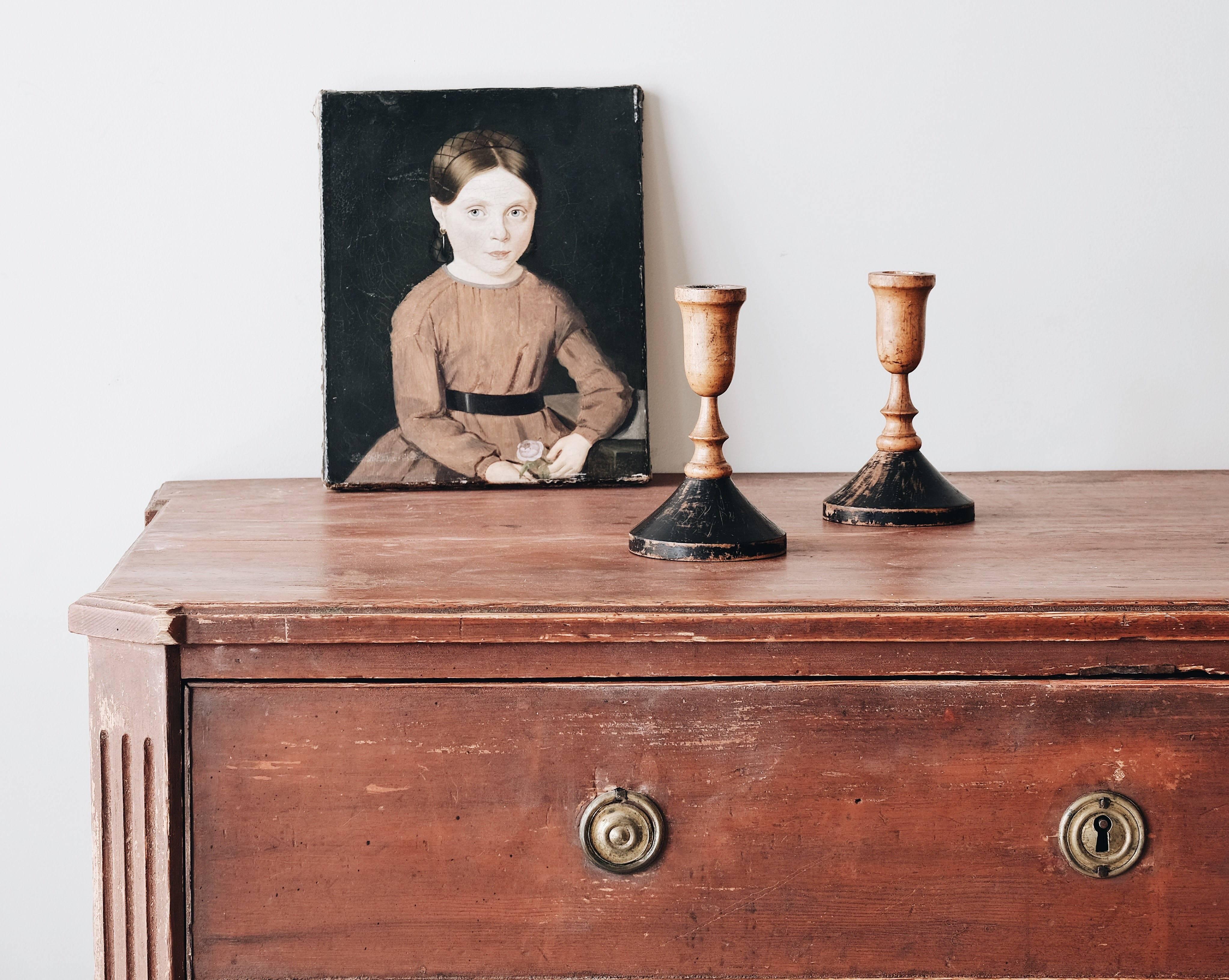 Swedish 19th Century Wooden Candlesticks In Good Condition In Mjöhult, SE