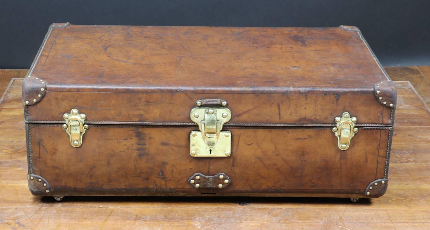 1900s Louis Vuitton Leather cabin Trunk In Excellent Condition In Haguenau, FR