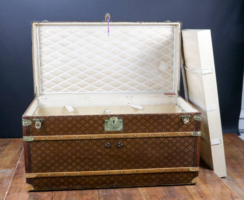 Early 20th Century 1930s Aux Etats-Unis French Monogram Steamer Trunk For Sale
