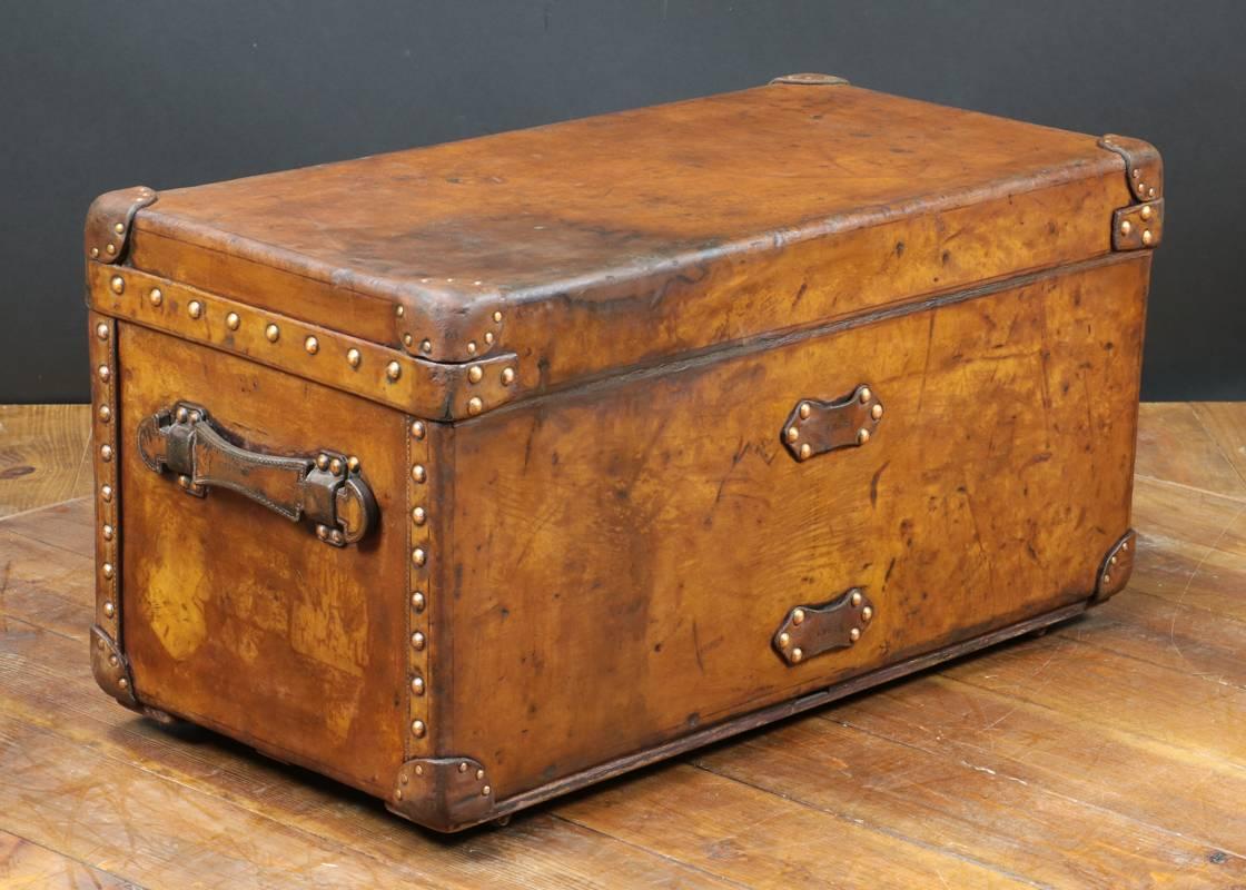 Mid-20th Century 1930, Louis Vuitton Trunk for Shoes