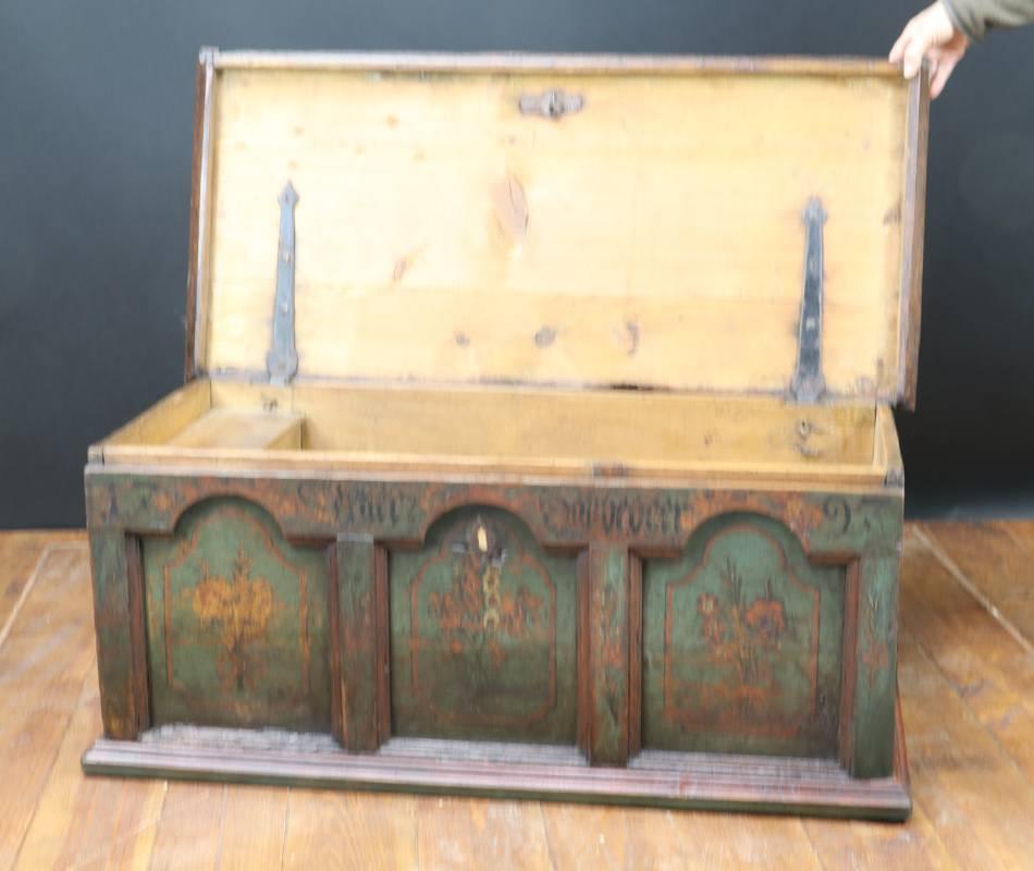 French Chest, Trunk Polychrome, 1797  For Sale