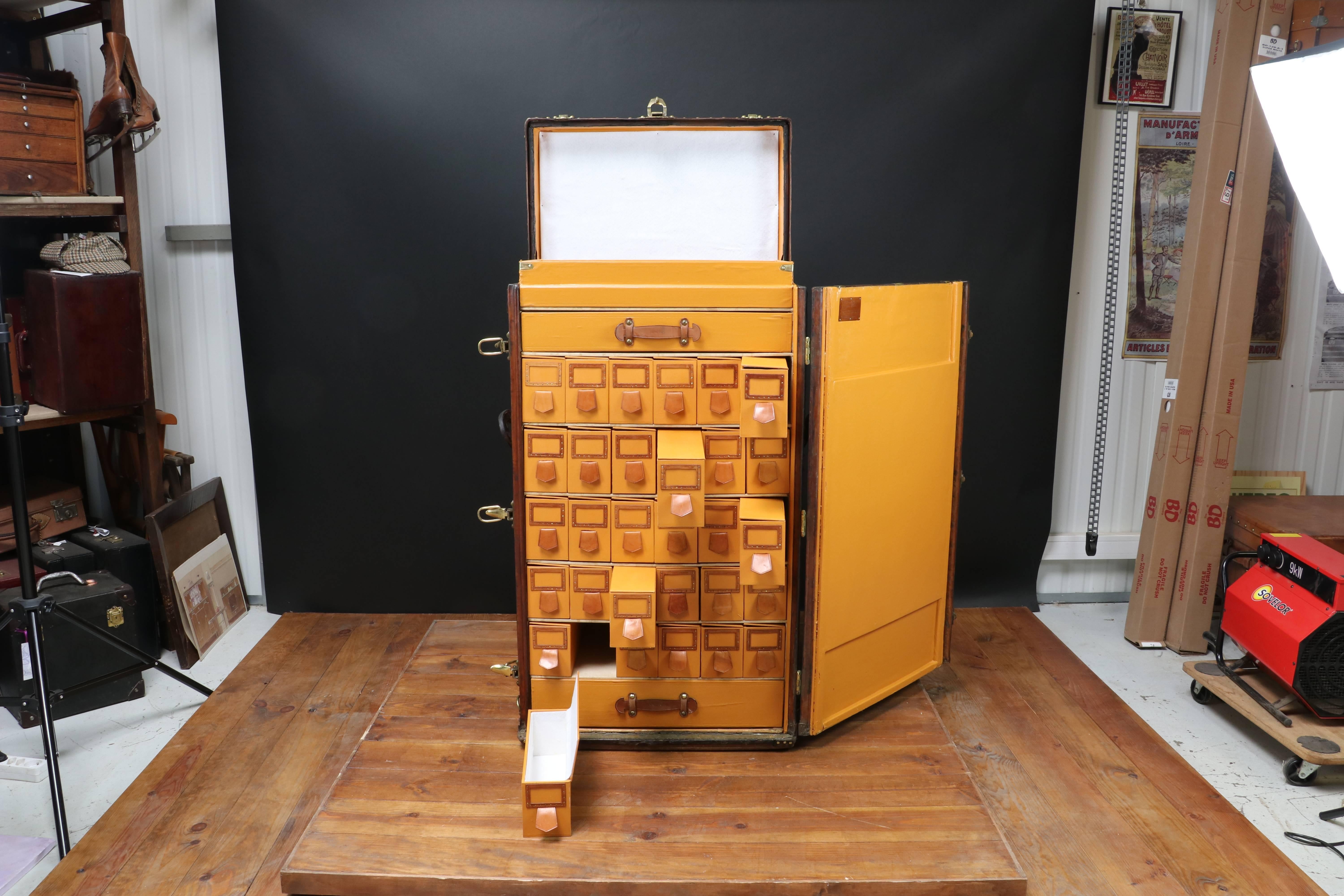 Louis Vuitton Lilly Pons

1930s antique Louis Vuitton shoe trunk for 30 pairs of shoes. This model was named after the famous French actress and singer Lily Pons.

The story goes she turned to Gaston-Louis Vuitton (the son of Louis Vuitton and