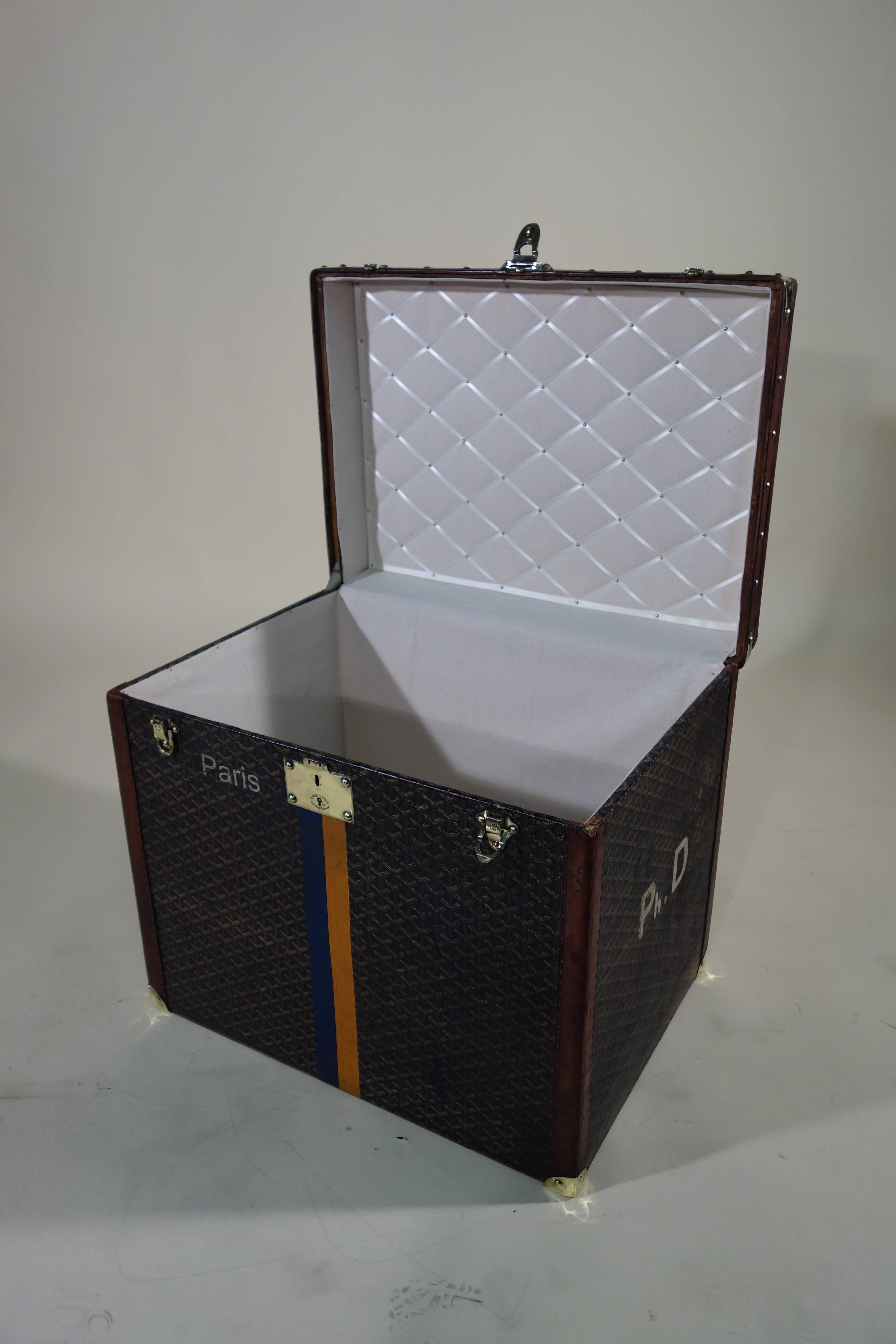 1920s Goyard Hat Trunk Chevron Canvas  2