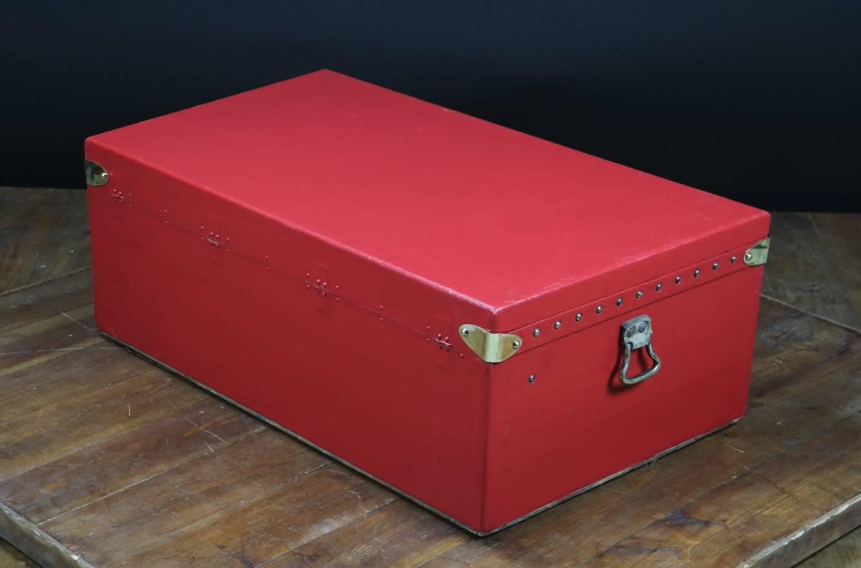 Louis Vuitton Red or Coated Canvas Trunk for Car, 1900s In Good Condition In Haguenau, FR