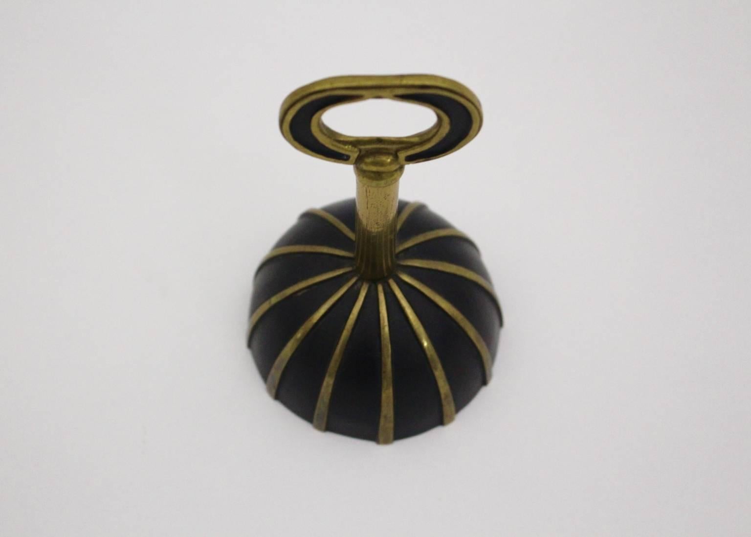 Mid-Century Modern Vintage Brass Tableware Bell Corkscrew Bottle Opener 1950s (Mitte des 20. Jahrhunderts)