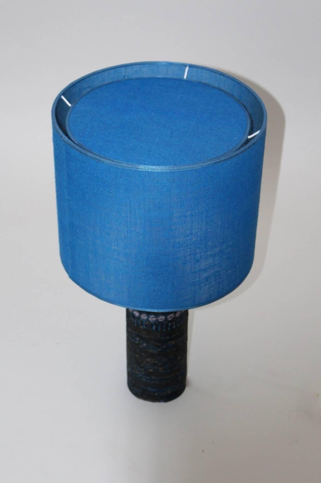 Finnish Blue Mid Century Modern Ceramic Table Lamp by Norrmans-Motola Finland circa 1960 For Sale