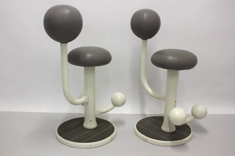Scandinavian Modern Pair of Vintage Bar Stools by Peter Opsvik, 1985, Norway In Good Condition For Sale In Vienna, AT