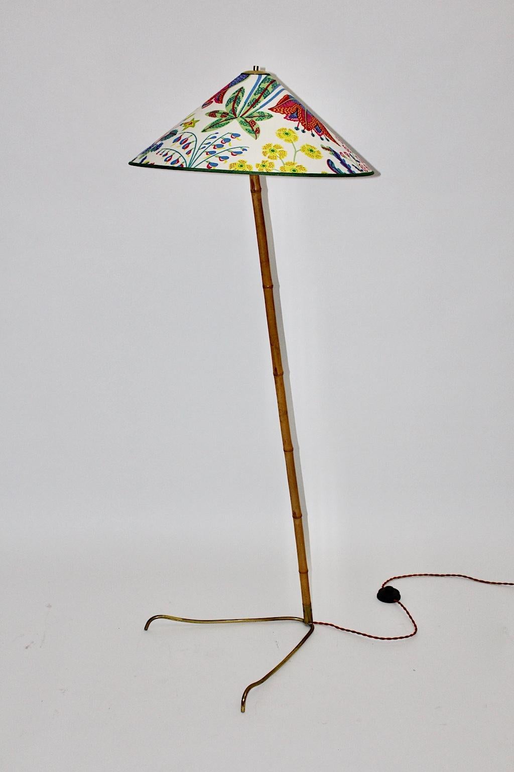 Lampada da terra Kalmar vintage in ottone e bambù del Medio Secolo Moderno Josef Frank Tessuto in vendita 3