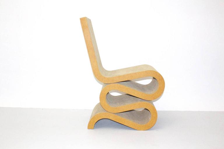 Mid-Century Modern Mid Century Modern Vintage Cardboard Wiggle Side Chair by Frank O. Gehry, 1972 For Sale