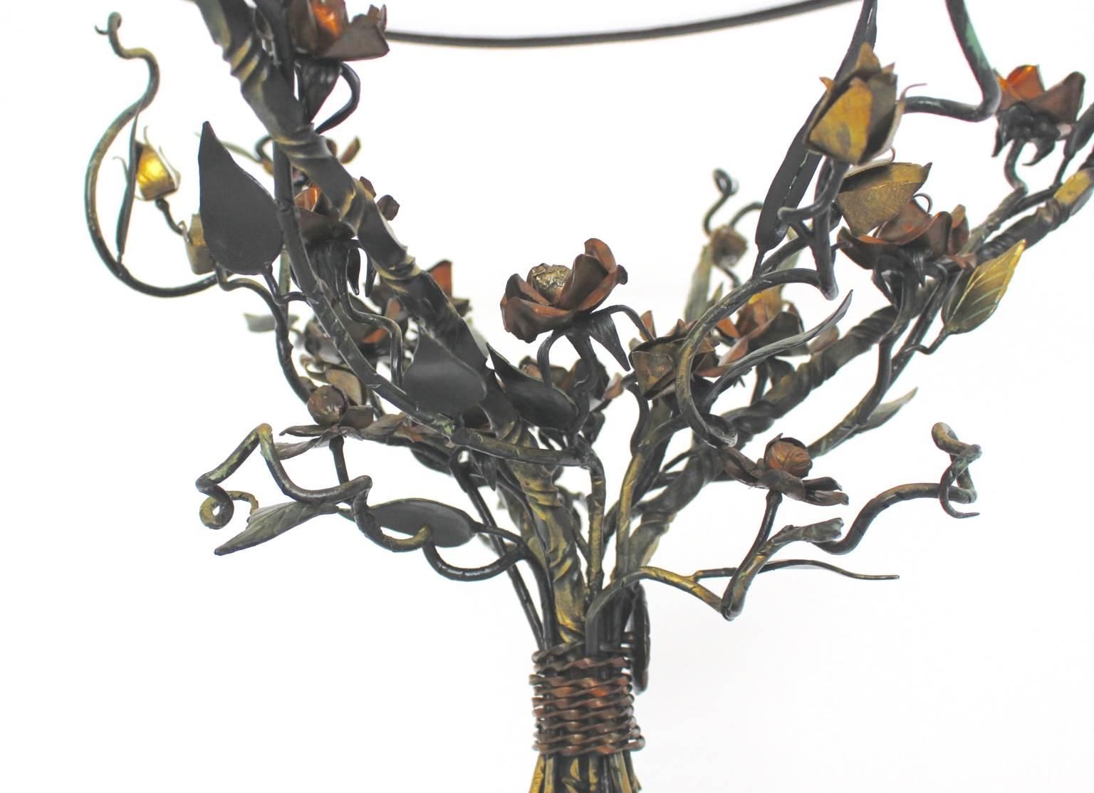Hollywood Regency Stil Vintage Metall Blume Couchtisch Beistelltisch 1950er Jahre im Angebot 3
