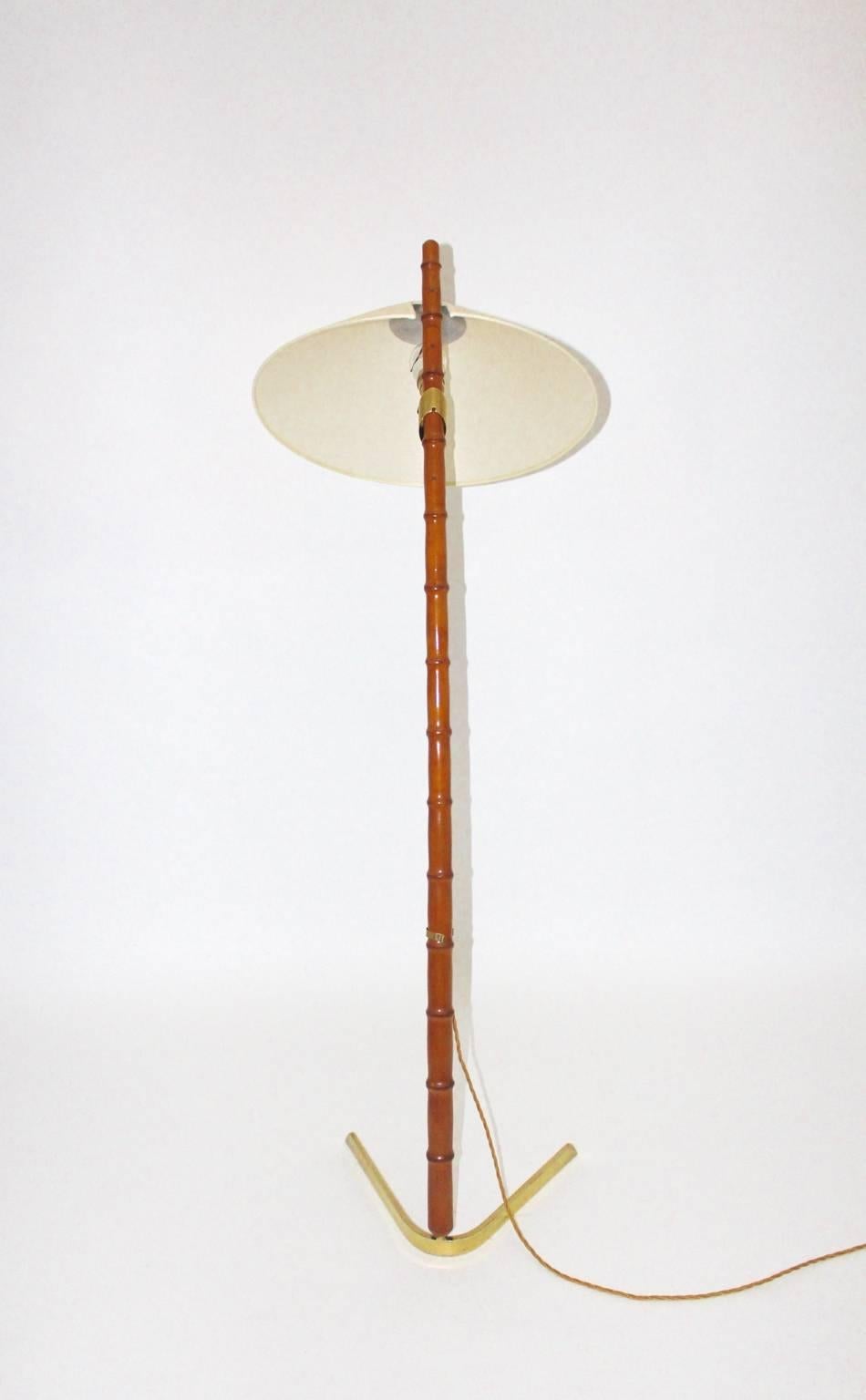 Mid Century Modern Floor Lamp Brass Bamboo by Rupert Nikoll, Austria circa 1950 In Good Condition For Sale In Vienna, AT