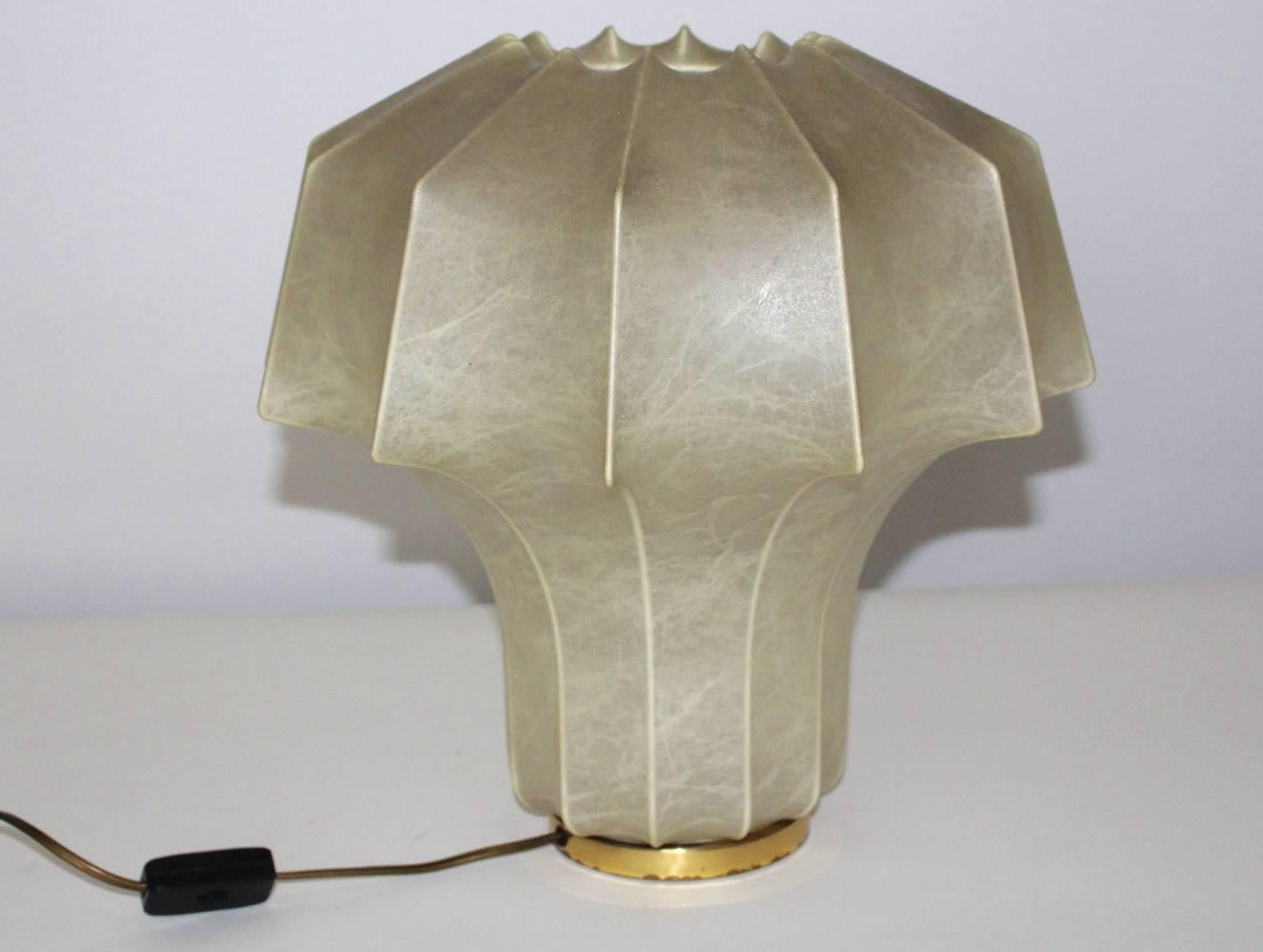 Mid-Century-Tischlampe im Vintage-Stil Achille & Pier Giacomo Castiglioni 1960er Jahre (Moderne der Mitte des Jahrhunderts) im Angebot