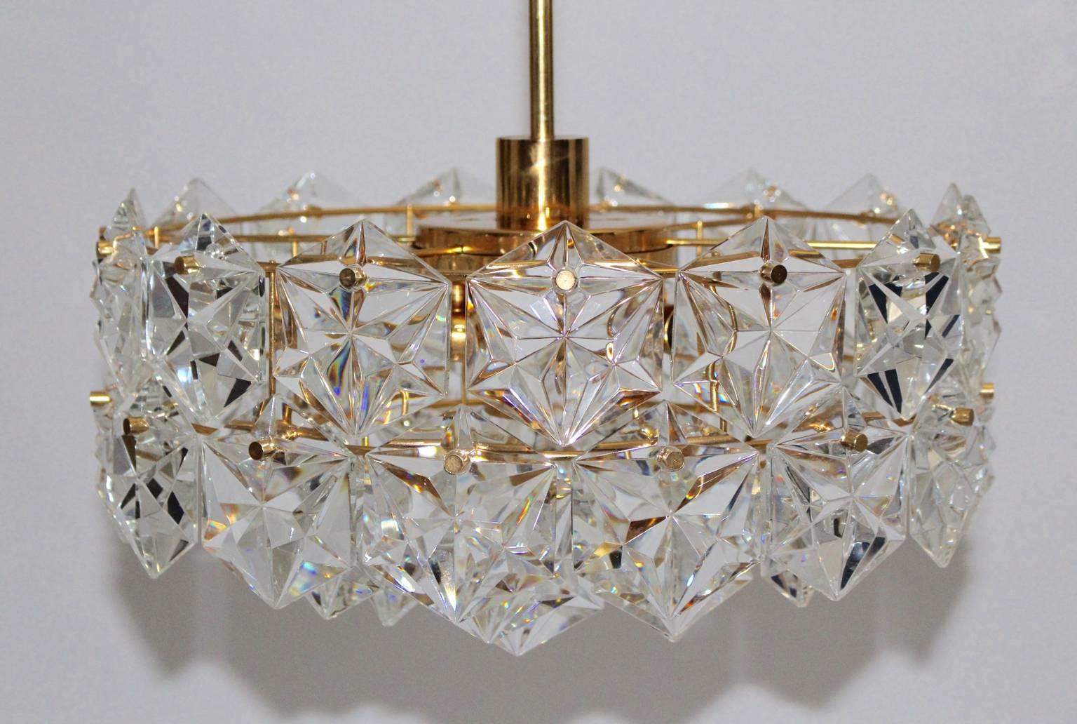 Mid Century Modern Gold Plated Vintage Chandelier by Kinkeldey Germany ca 1970 In Good Condition For Sale In Vienna, AT