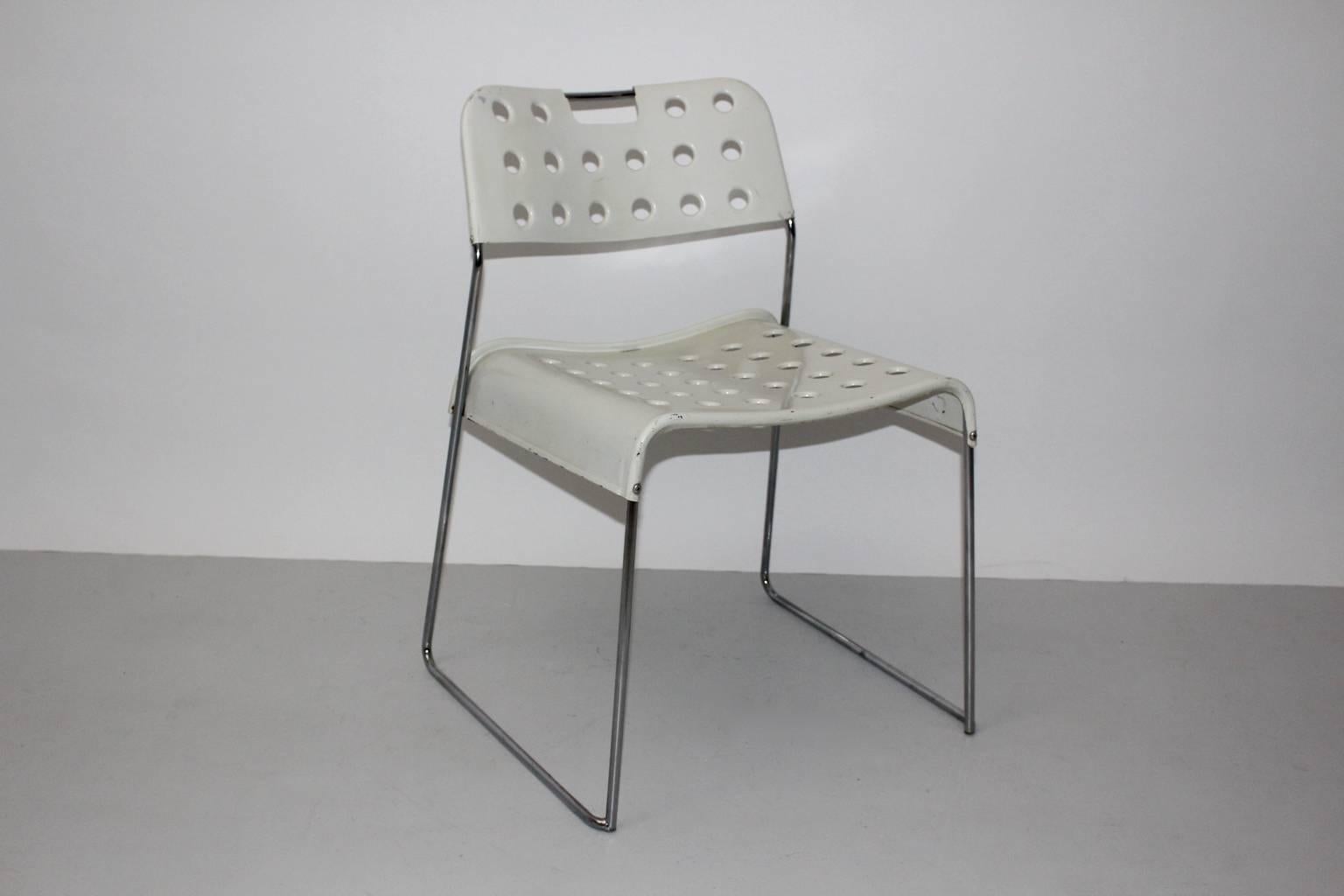 Chaise ou chaise d'appoint vintage en métal blanc de l'ère spatiale par Rodney Kinsman, 1971 Bon état - En vente à Vienna, AT