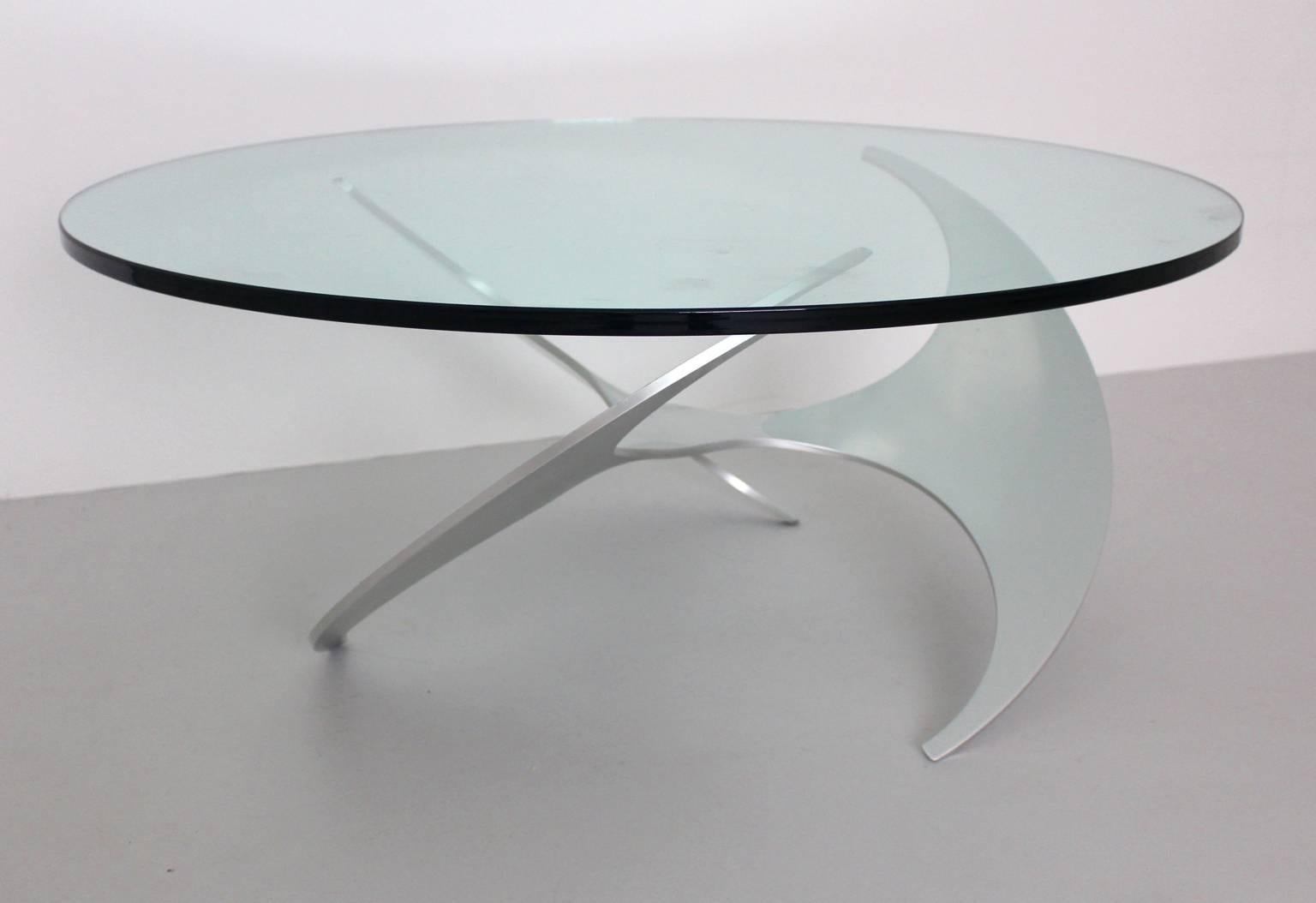 Mid-Century Modern Table basse en aluminium moderne du milieu du siècle dernier de Knut Hesterberg, datant d'environ 1964 en vente