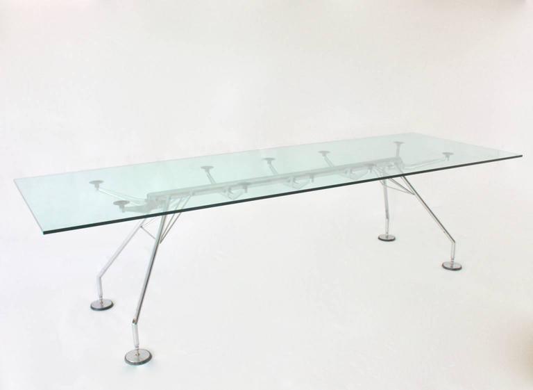 Modernist Vintage Chrome and Glass Dining Table Nomos by Sir Norman Foster 1986  In Good Condition For Sale In Vienna, AT