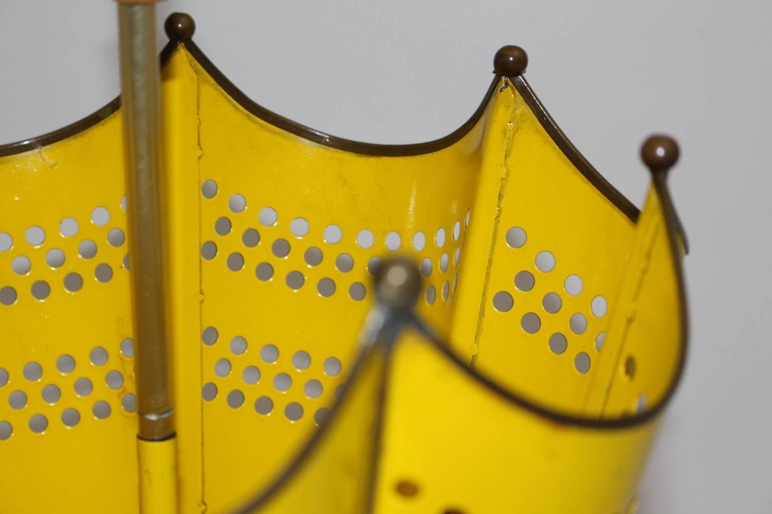 Mid-Century Modern Mid Century Modern Vintage Yellow Umbrella Stand, 1950s, Italy