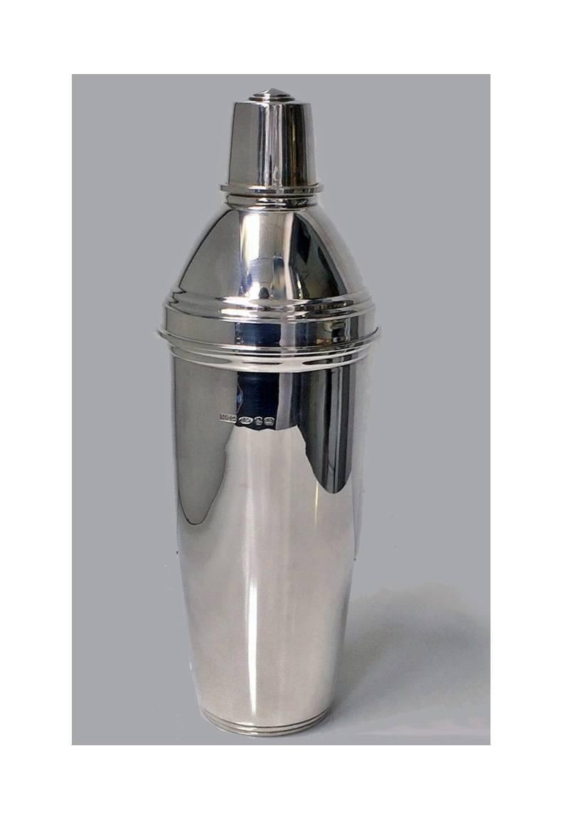 Art Deco Very Stylish English Sterling Silver Cocktail Shaker, Martyn Pugh