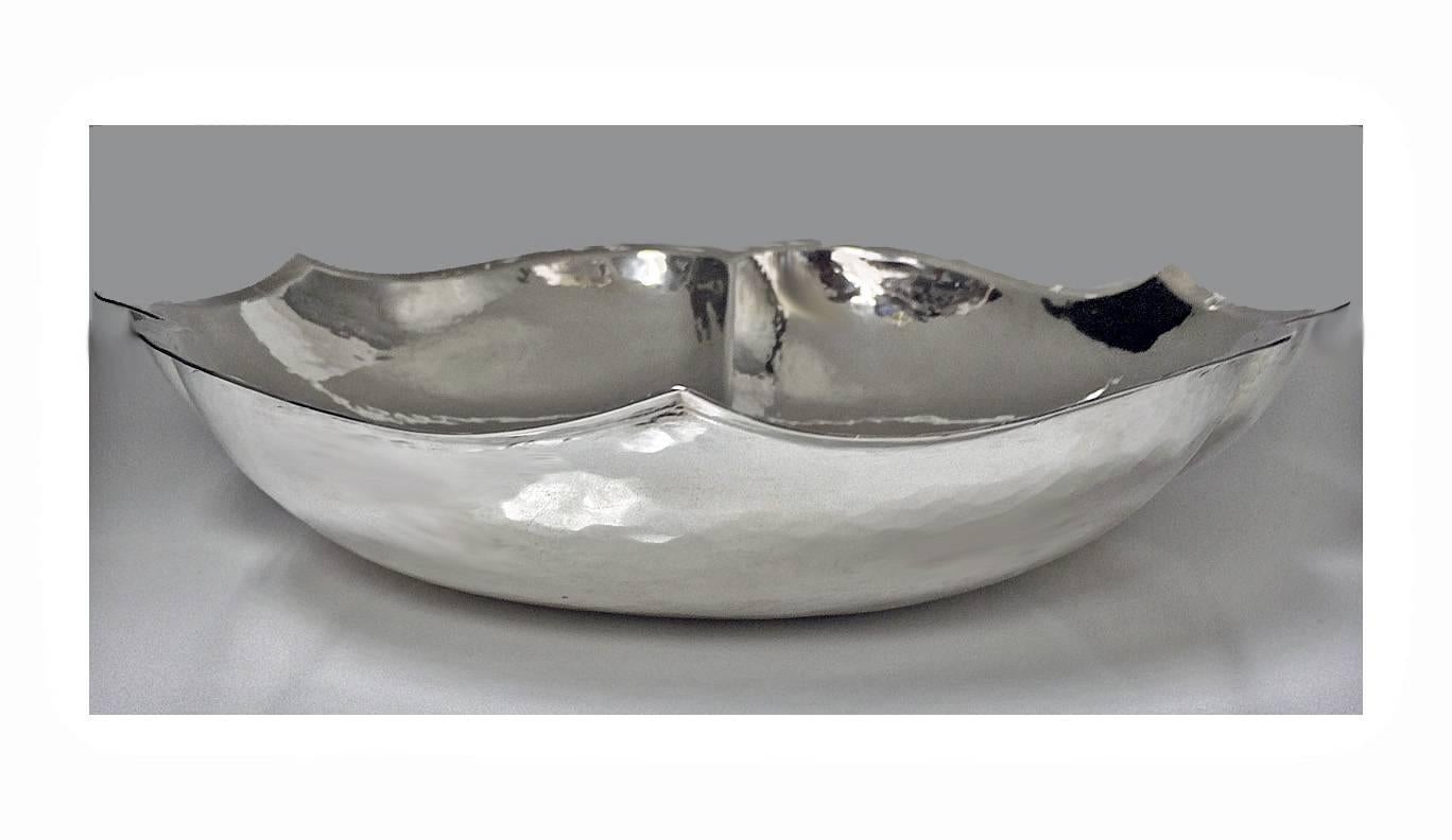American Large Randahl Sterling Hand-Hammered Bowl, Chicago, circa 1930