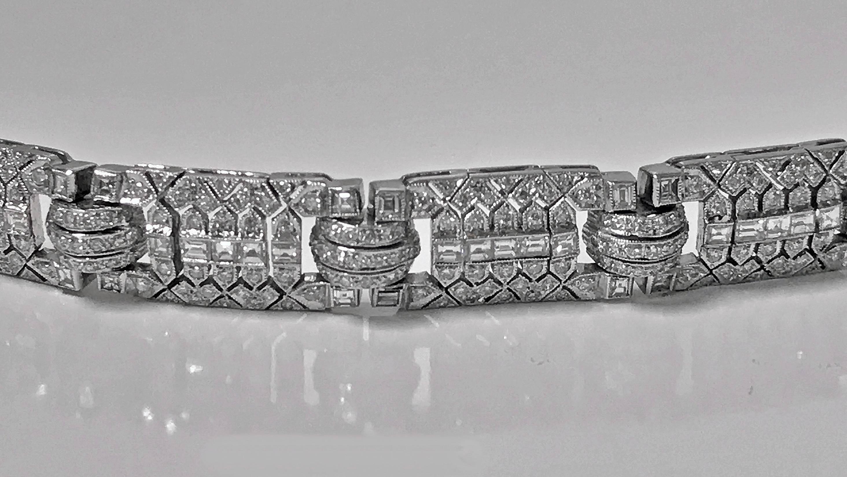 20th Century Art Deco 18-Karat Diamond Bracelet, circa 1930