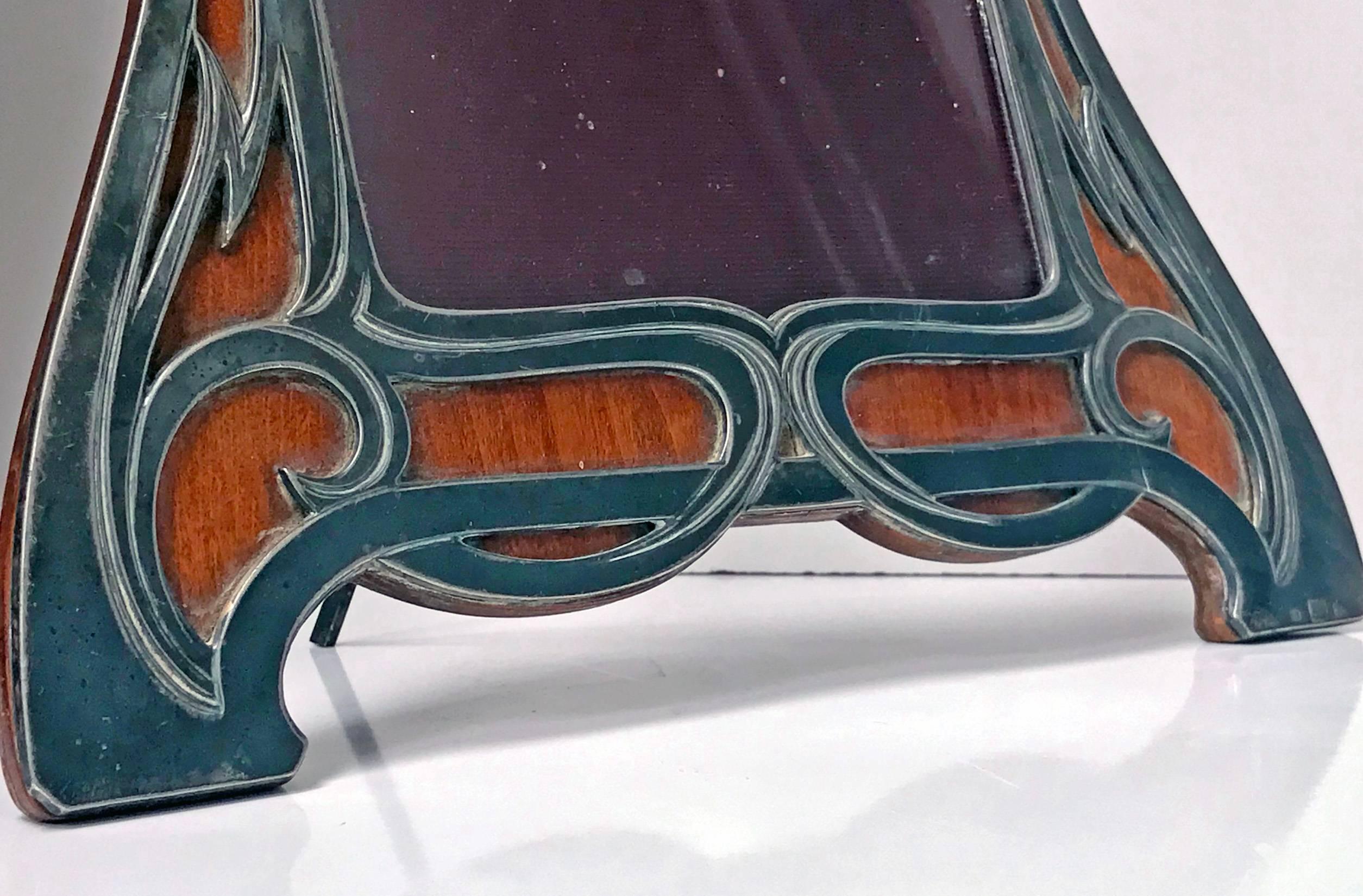 W.M.F Art Nouveau Jugendstil  Photograph Frame, circa 1910 In Good Condition In Toronto, Ontario