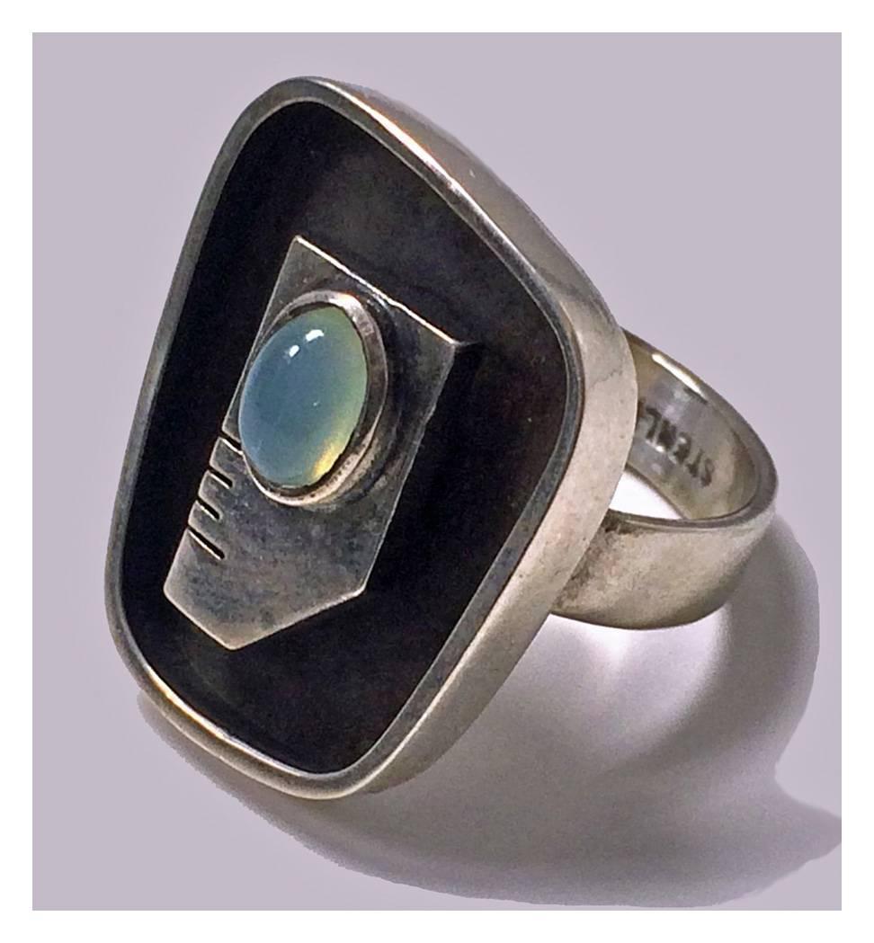 Mid-Century Modern Ed Wiener Sterling Silver Abstract Modernist Face Ring, circa 1950